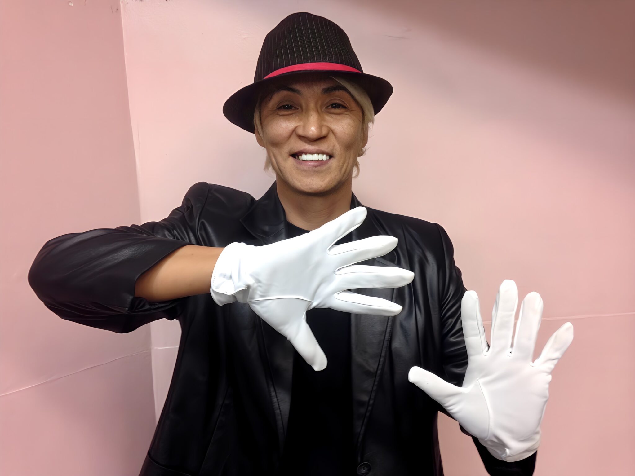 TEN-SHO パントマイミスト　壁